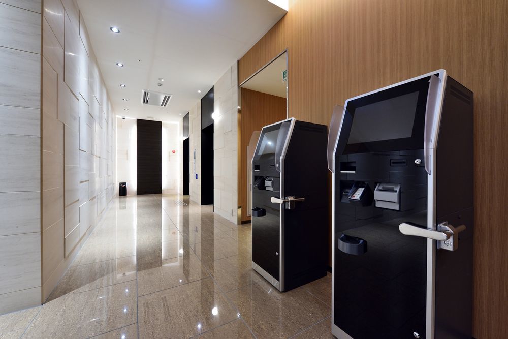 Welina Hotel Honmachi Osaka Exterior photo