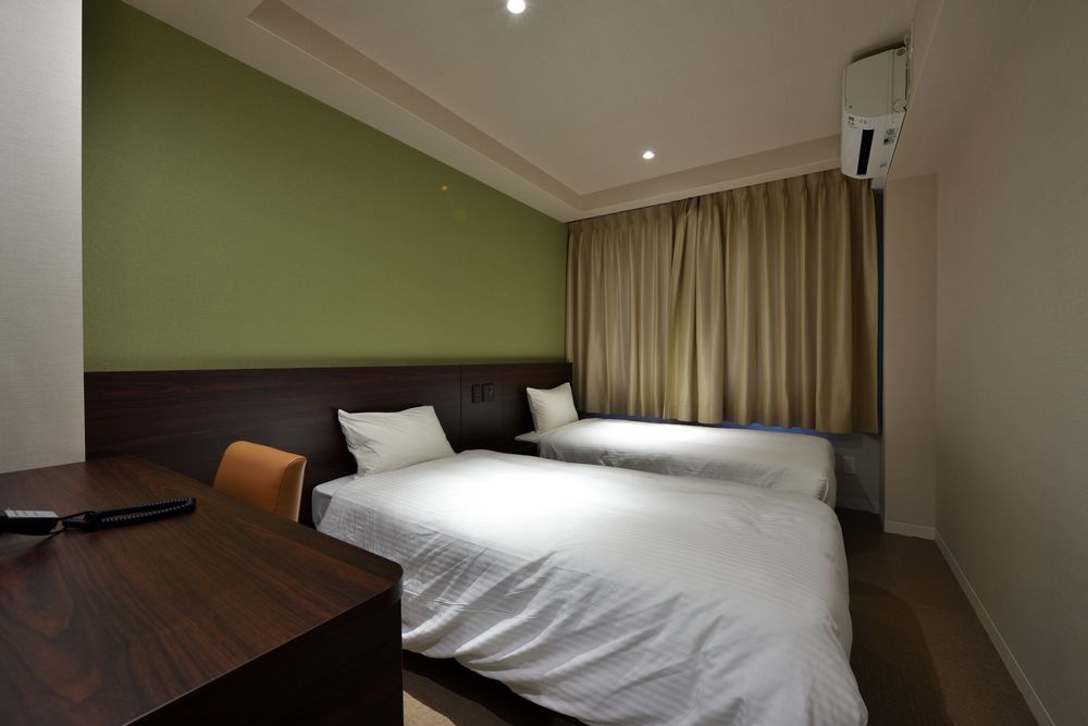 Welina Hotel Honmachi Osaka Exterior photo